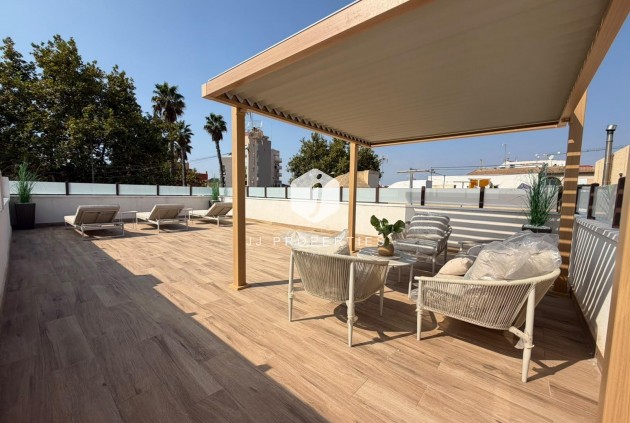 Resale - Chalet -
Torrevieja - Nueva Torrevieja