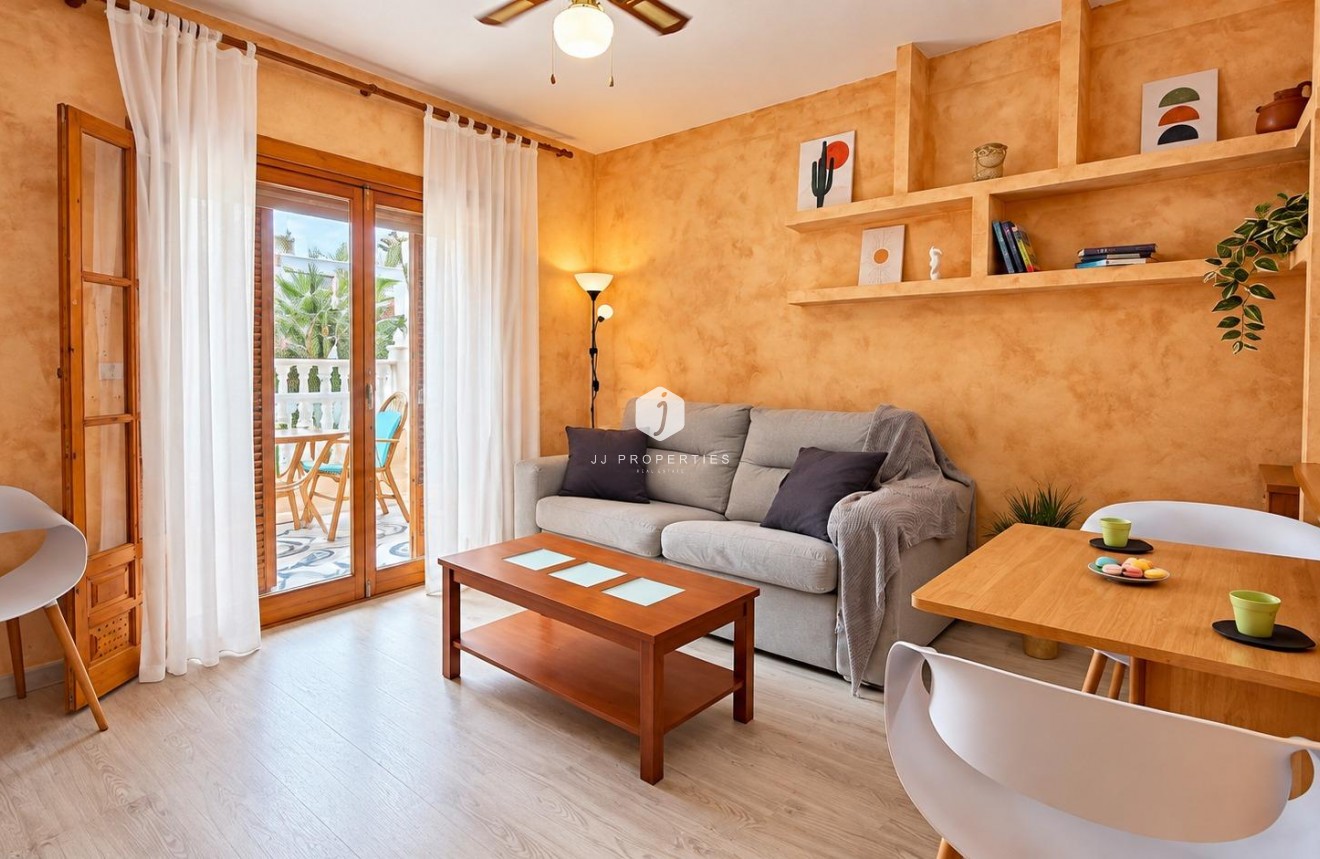 D'occasion - Appartement -
Torrevieja - Playa de los Locos