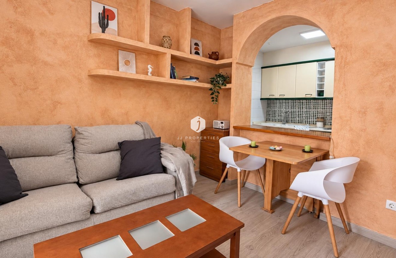 D'occasion - Appartement -
Torrevieja - Playa de los Locos
