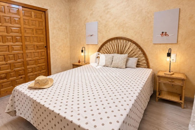 D'occasion - Appartement -
Torrevieja - Playa de los Locos