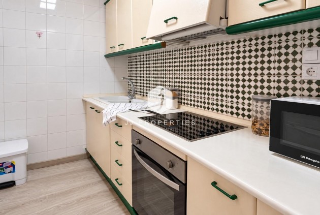 D'occasion - Appartement -
Torrevieja - Playa de los Locos