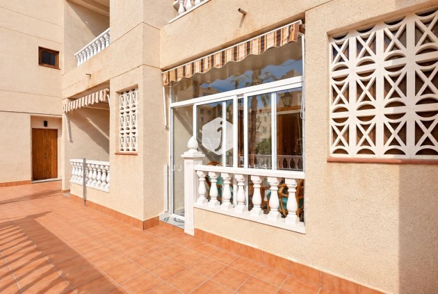 D'occasion - Appartement -
Torrevieja - Playa de los Locos
