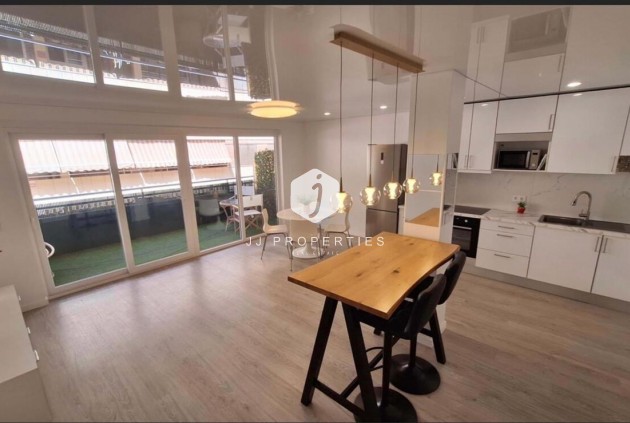 Tweedehands - Appartement / flat -
Torrevieja - Playa Acecion