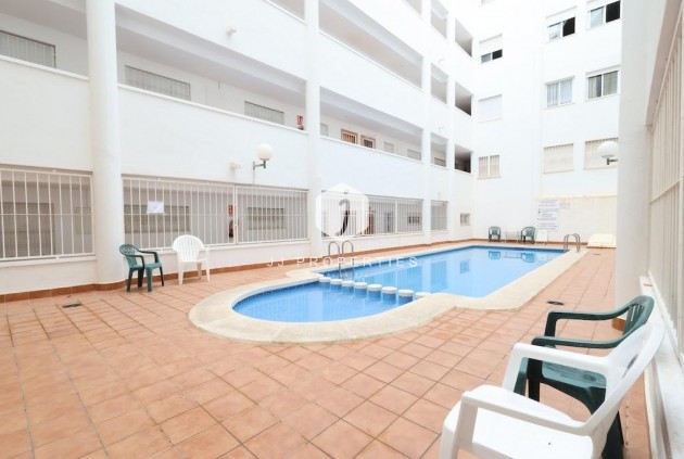 Tweedehands - Appartement / flat -
Torrevieja - Costa Blanca