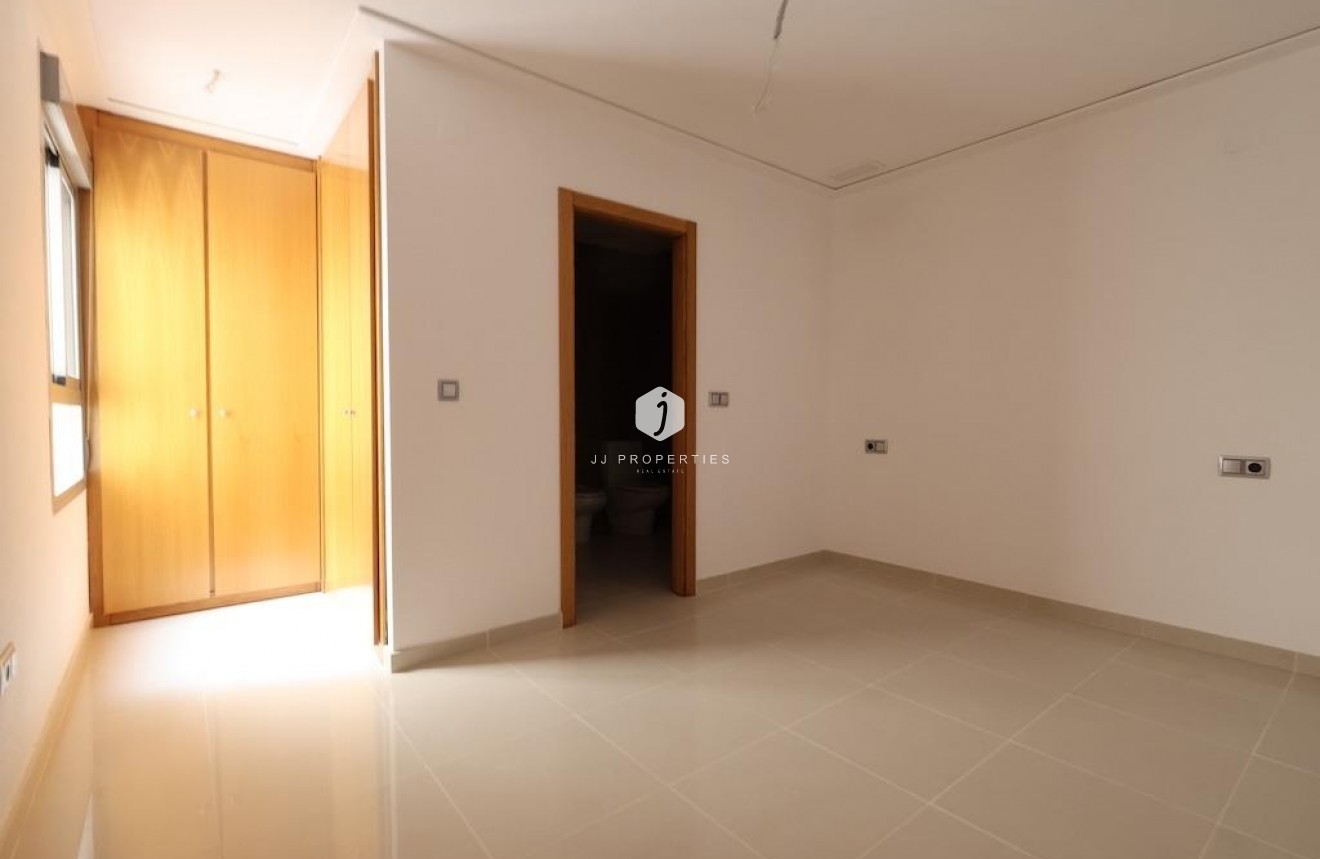 Aus zweiter Hand - Wohnung -
Torrevieja - Costa Blanca