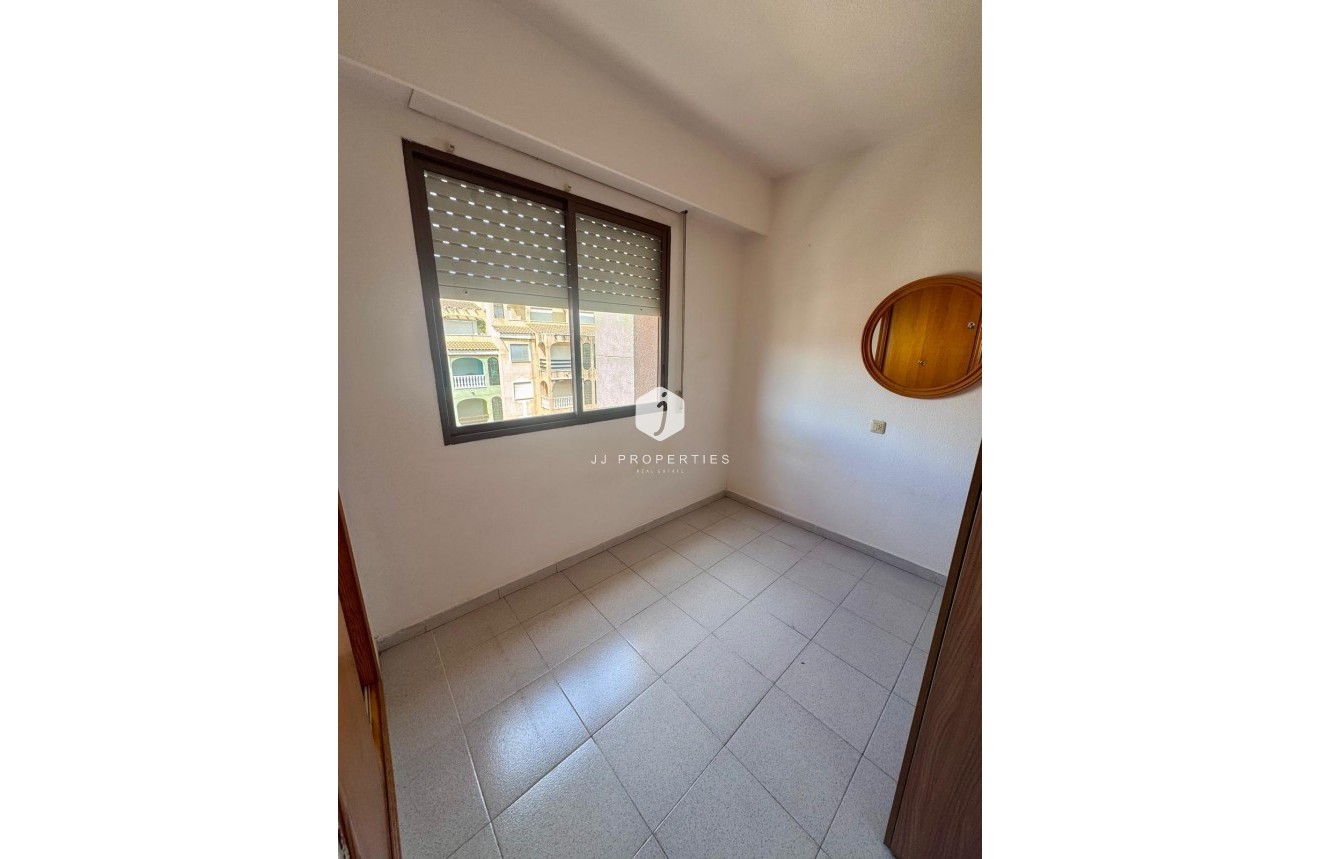 Tweedehands - Appartement / flat -
Torrevieja - PARQUE DE LAS NACIONES