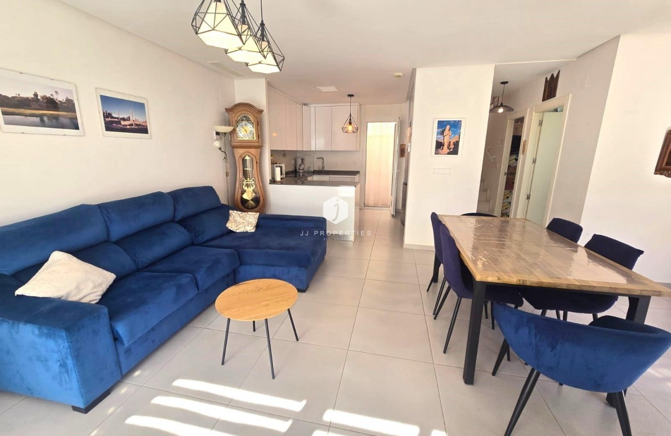 Z drugiej ręki - Dupleks -
Torrevieja - Sector 25