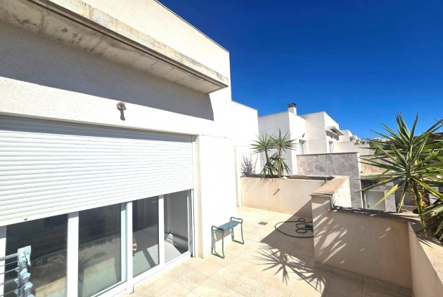 Z drugiej ręki - Dupleks -
Torrevieja - Sector 25