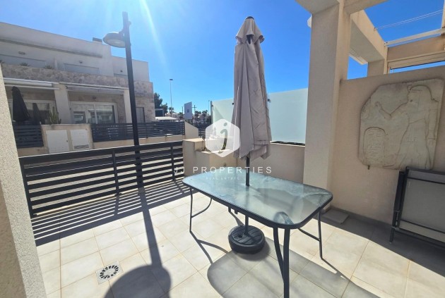 Z drugiej ręki - Dupleks -
Torrevieja - Sector 25
