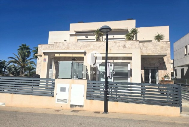 Z drugiej ręki - Dupleks -
Torrevieja - Sector 25