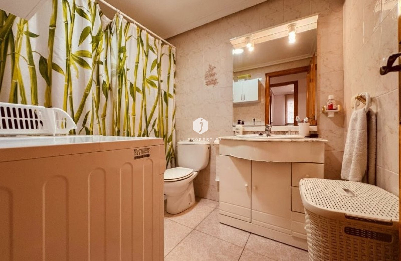 Aus zweiter Hand - Wohnung -
La Mata - Costa Blanca