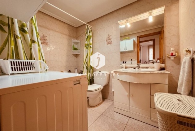 Aus zweiter Hand - Wohnung -
La Mata - Costa Blanca
