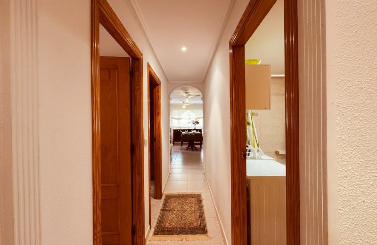 Aus zweiter Hand - Wohnung -
La Mata - Costa Blanca