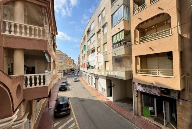 Aus zweiter Hand - Wohnung -
La Mata - Costa Blanca
