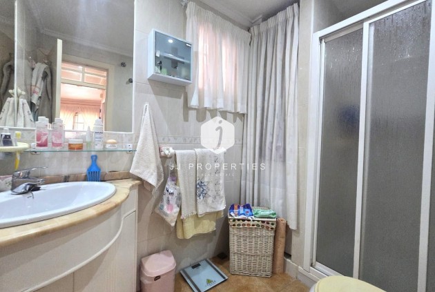 Aus zweiter Hand - Villa -
Torrevieja - Los Balcones - Los Altos del Edén