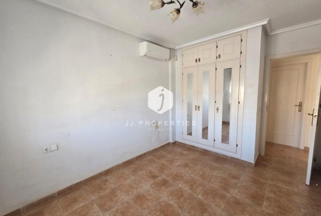 Aus zweiter Hand - Villa -
Torrevieja - Los Balcones - Los Altos del Edén