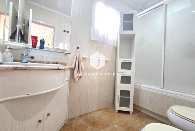 Aus zweiter Hand - Villa -
Torrevieja - Los Balcones - Los Altos del Edén