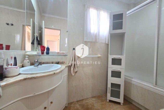 Aus zweiter Hand - Villa -
Torrevieja - Los Balcones - Los Altos del Edén