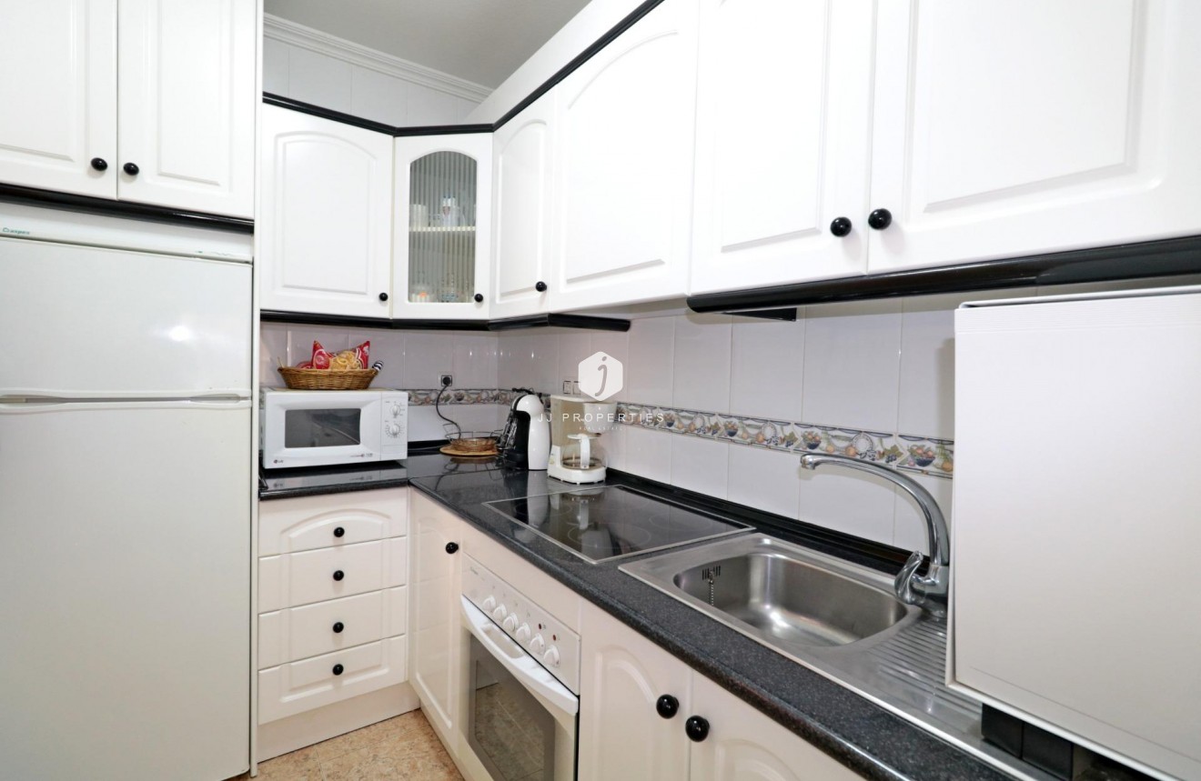 Resale - Apartment / flat -
Torrevieja - Acequion