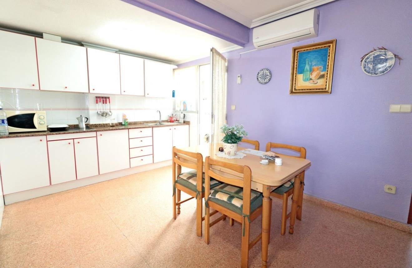 Resale - Apartment / flat -
Torrevieja - Acequion