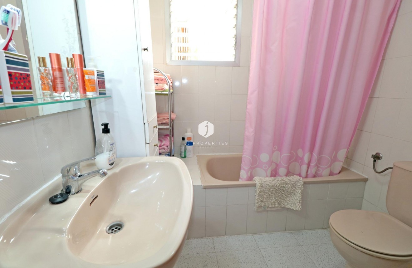 Resale - Apartment / flat -
Torrevieja - Acequion