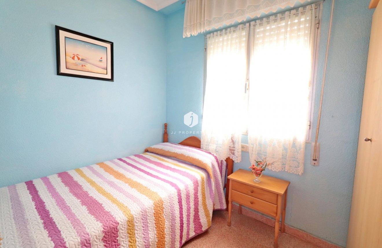 Resale - Apartment / flat -
Torrevieja - Acequion