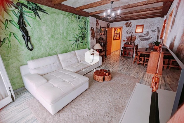 Segunda mano - Apartamento / piso -
Torrevieja - Acequion