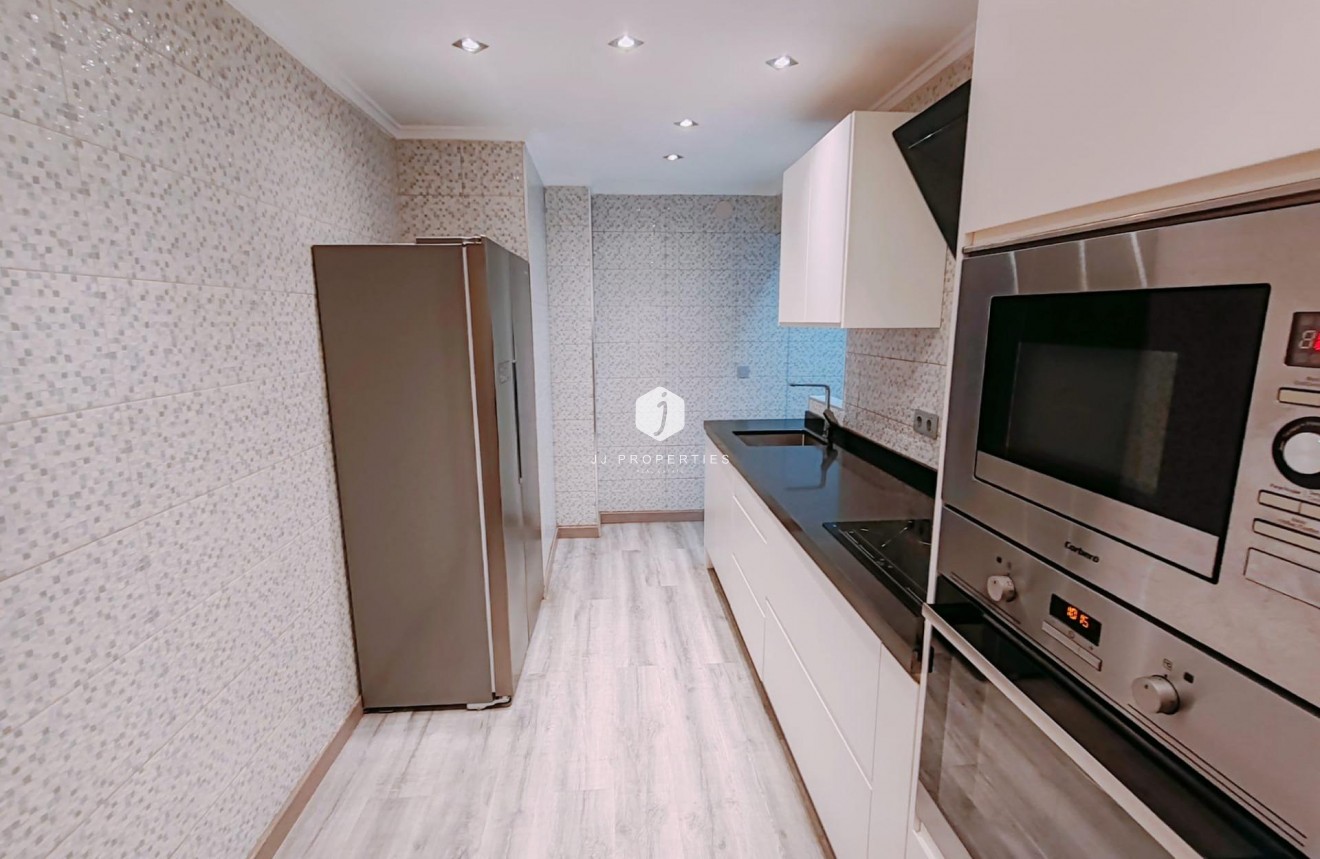 Segunda mano - Apartamento / piso -
Torrevieja - Acequion