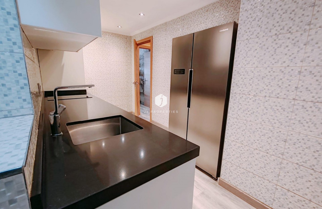 Segunda mano - Apartamento / piso -
Torrevieja - Acequion