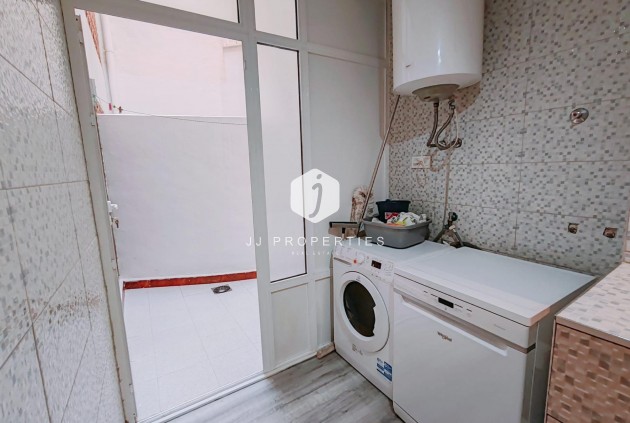 Segunda mano - Apartamento / piso -
Torrevieja - Acequion