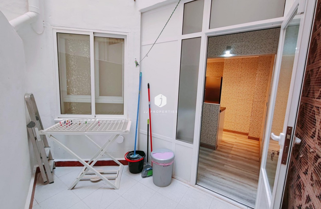 Segunda mano - Apartamento / piso -
Torrevieja - Acequion