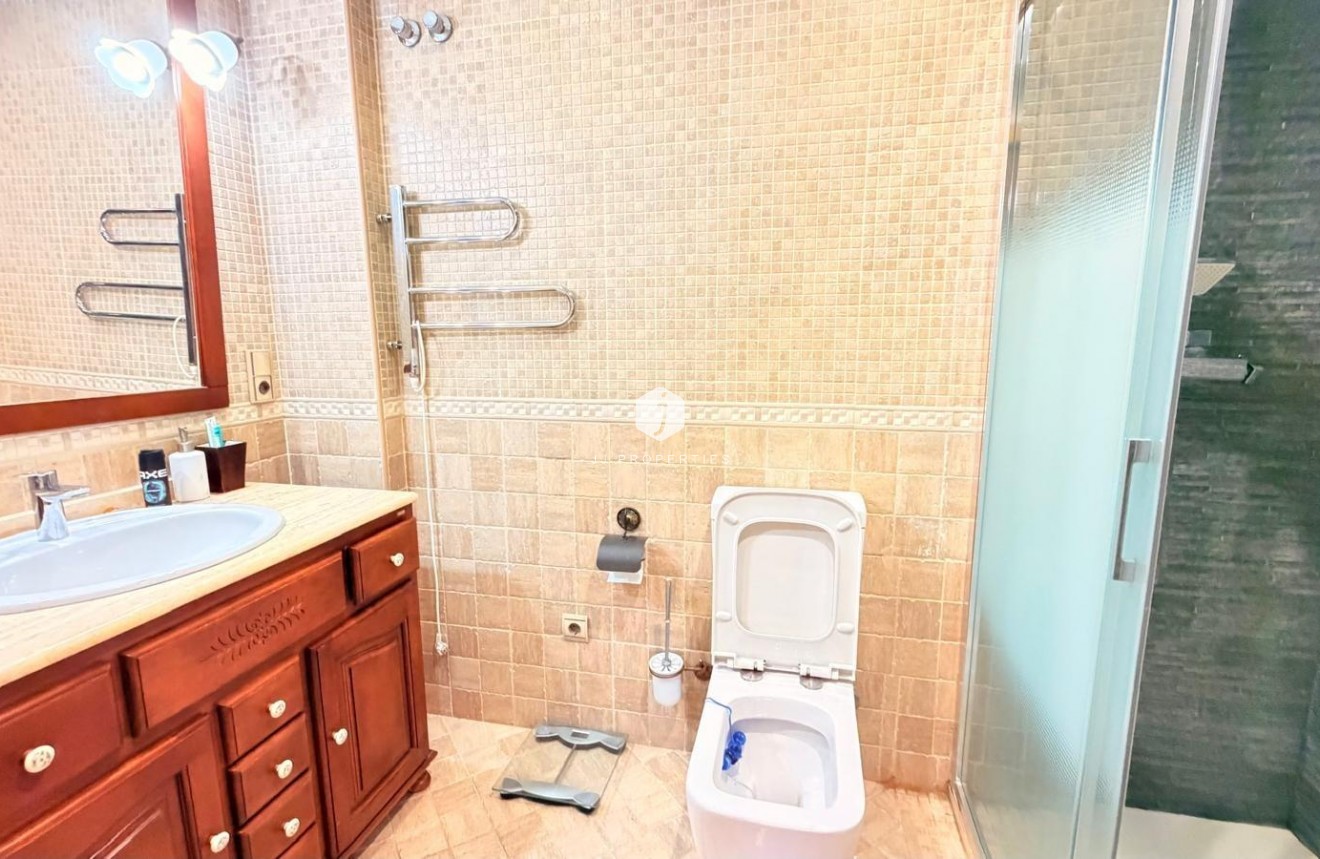 Segunda mano - Apartamento / piso -
Torrevieja - Acequion