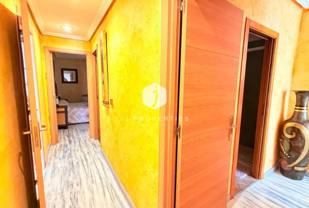 Segunda mano - Apartamento / piso -
Torrevieja - Acequion