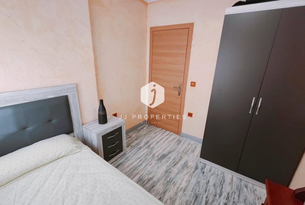 Segunda mano - Apartamento / piso -
Torrevieja - Acequion