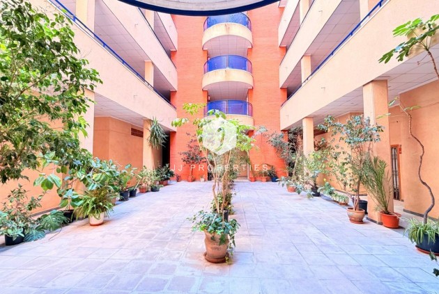 Segunda mano - Apartamento / piso -
Torrevieja - Acequion