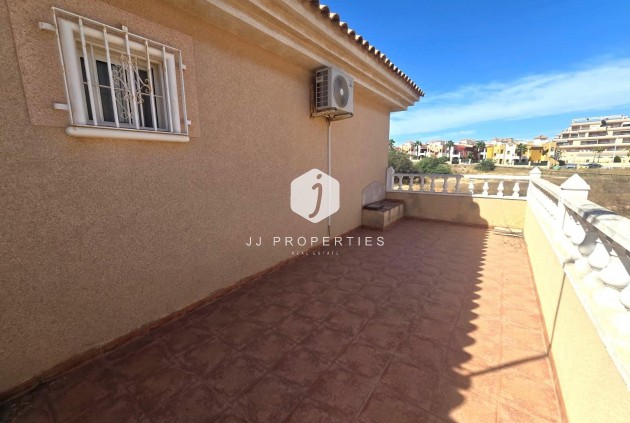 Z drugiej ręki - Villa -
Torrevieja - Los Balcones - Los Altos del Edén