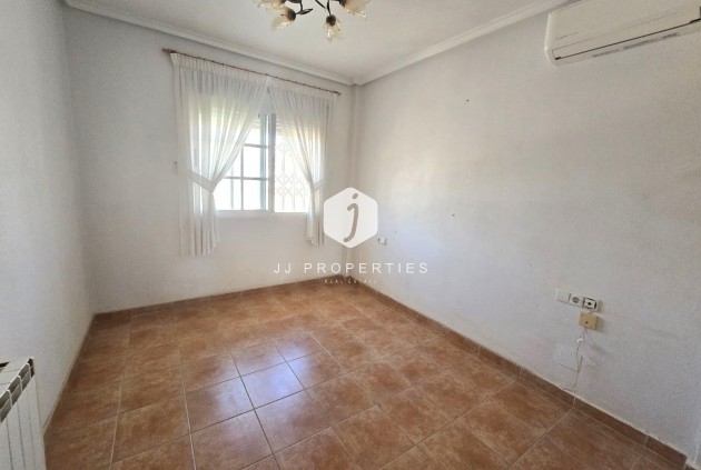 Z drugiej ręki - Villa -
Torrevieja - Los Balcones - Los Altos del Edén