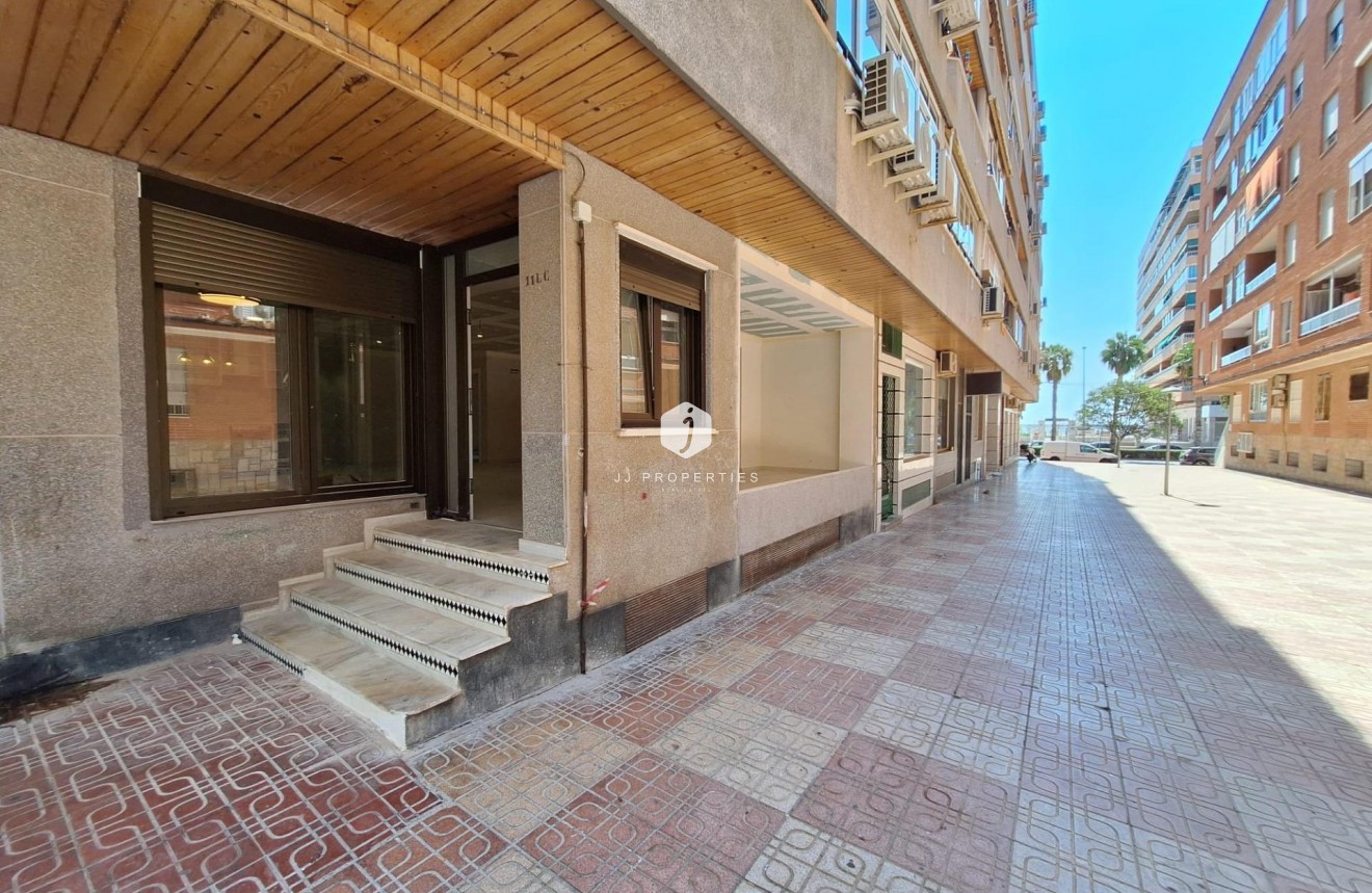 Tweedehands - Appartement / flat -
Torrevieja - Acequion