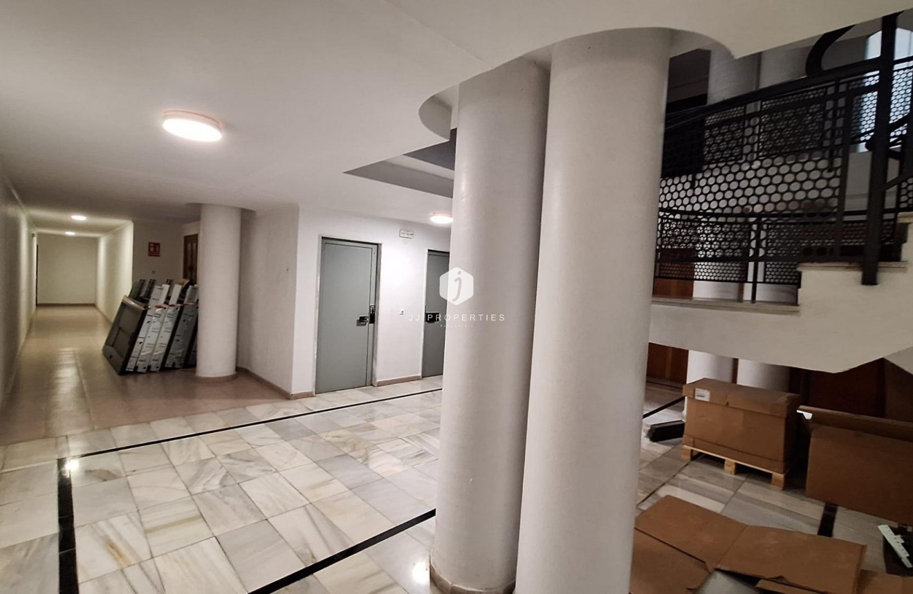 Tweedehands - Appartement / flat -
Torrevieja - Acequion