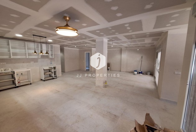 Tweedehands - Appartement / flat -
Torrevieja - Acequion