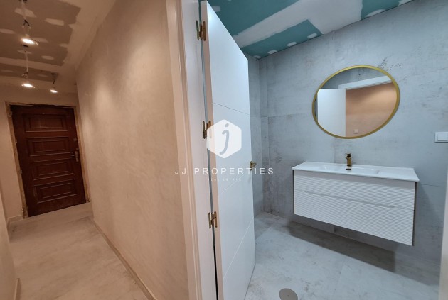 Tweedehands - Appartement / flat -
Torrevieja - Acequion