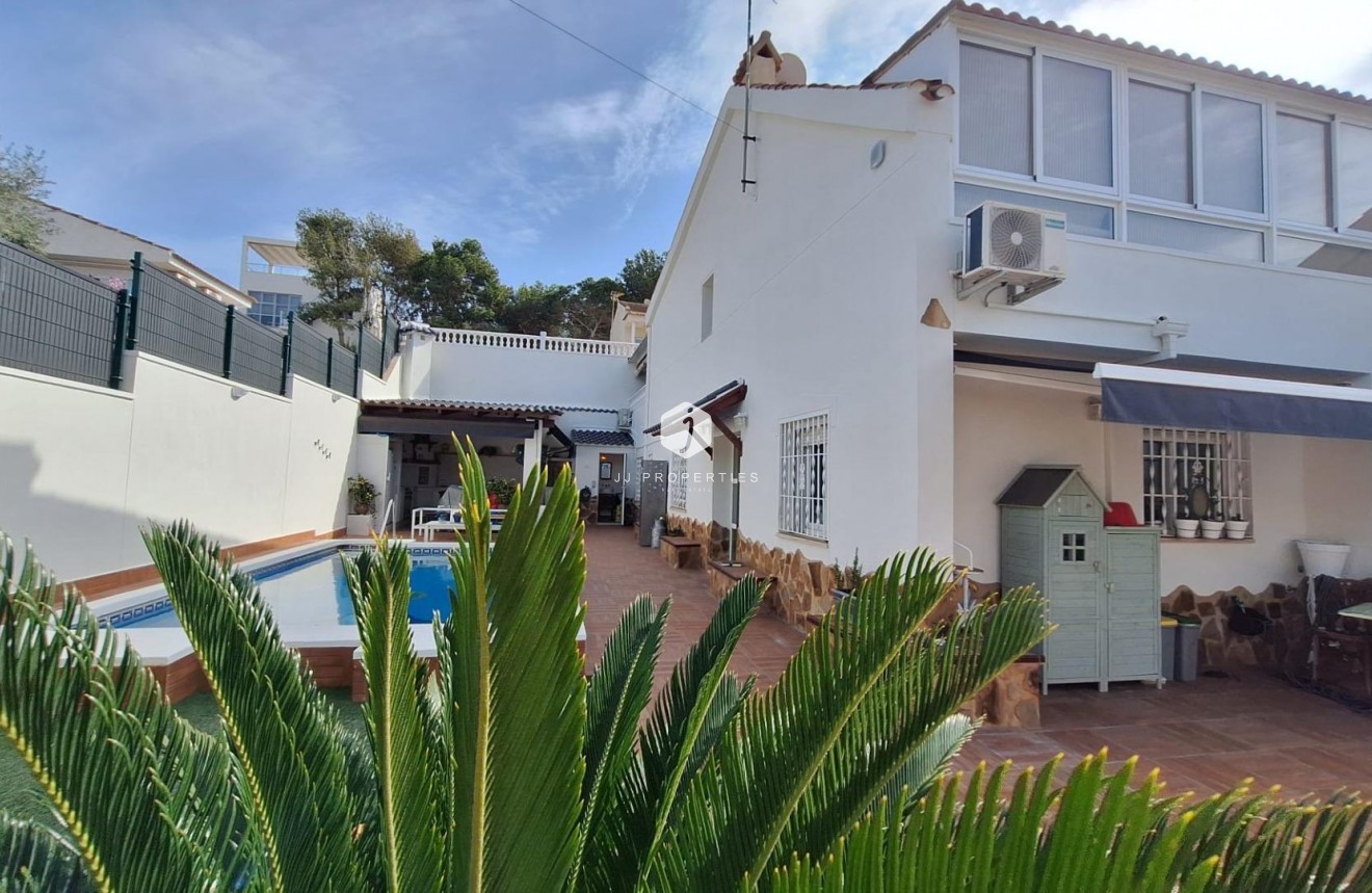 Segunda mano - Villa -
Torrevieja - Los Balcones - Los Altos del Edén