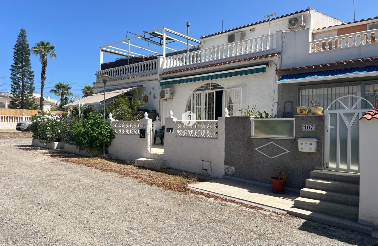 Aus zweiter Hand - Chalet -
Torrevieja - San luis