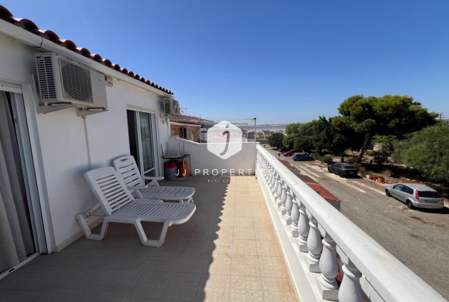 Aus zweiter Hand - Chalet -
Torrevieja - San luis