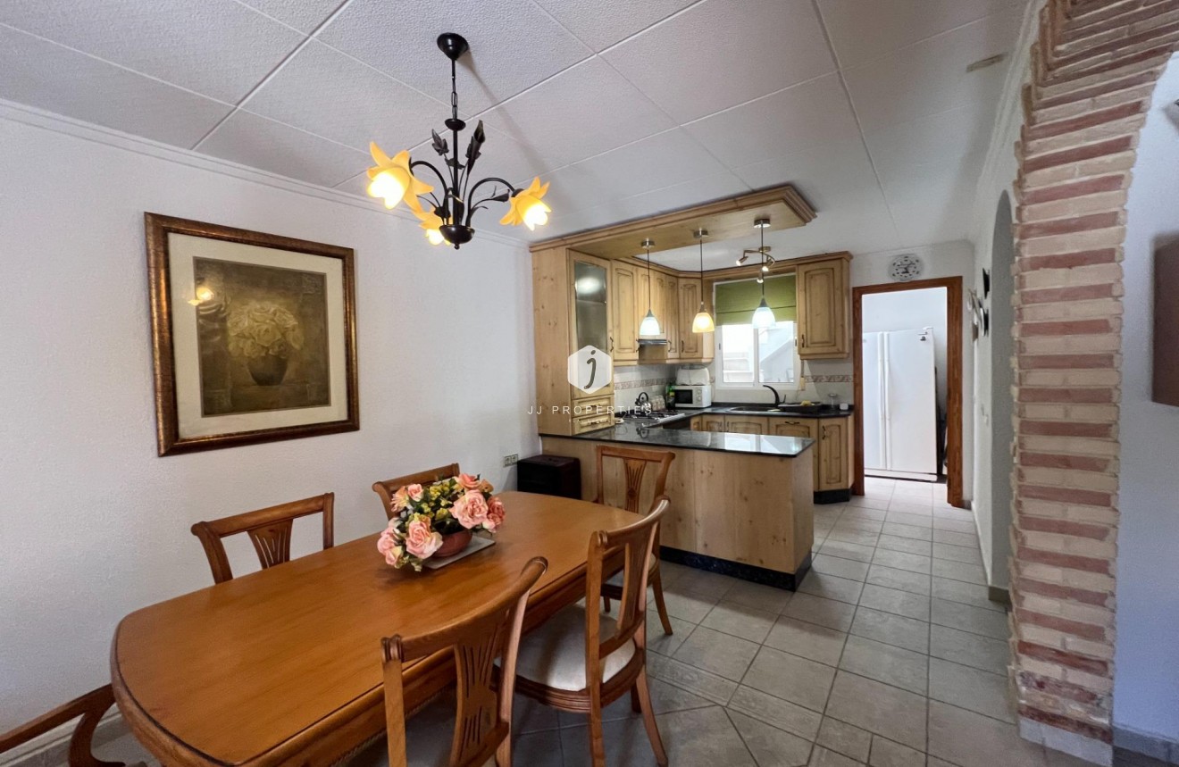 Aus zweiter Hand - Chalet -
Torrevieja - San luis
