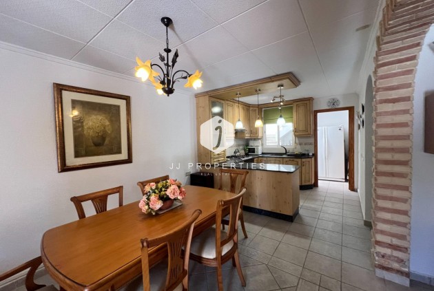 Aus zweiter Hand - Chalet -
Torrevieja - San luis
