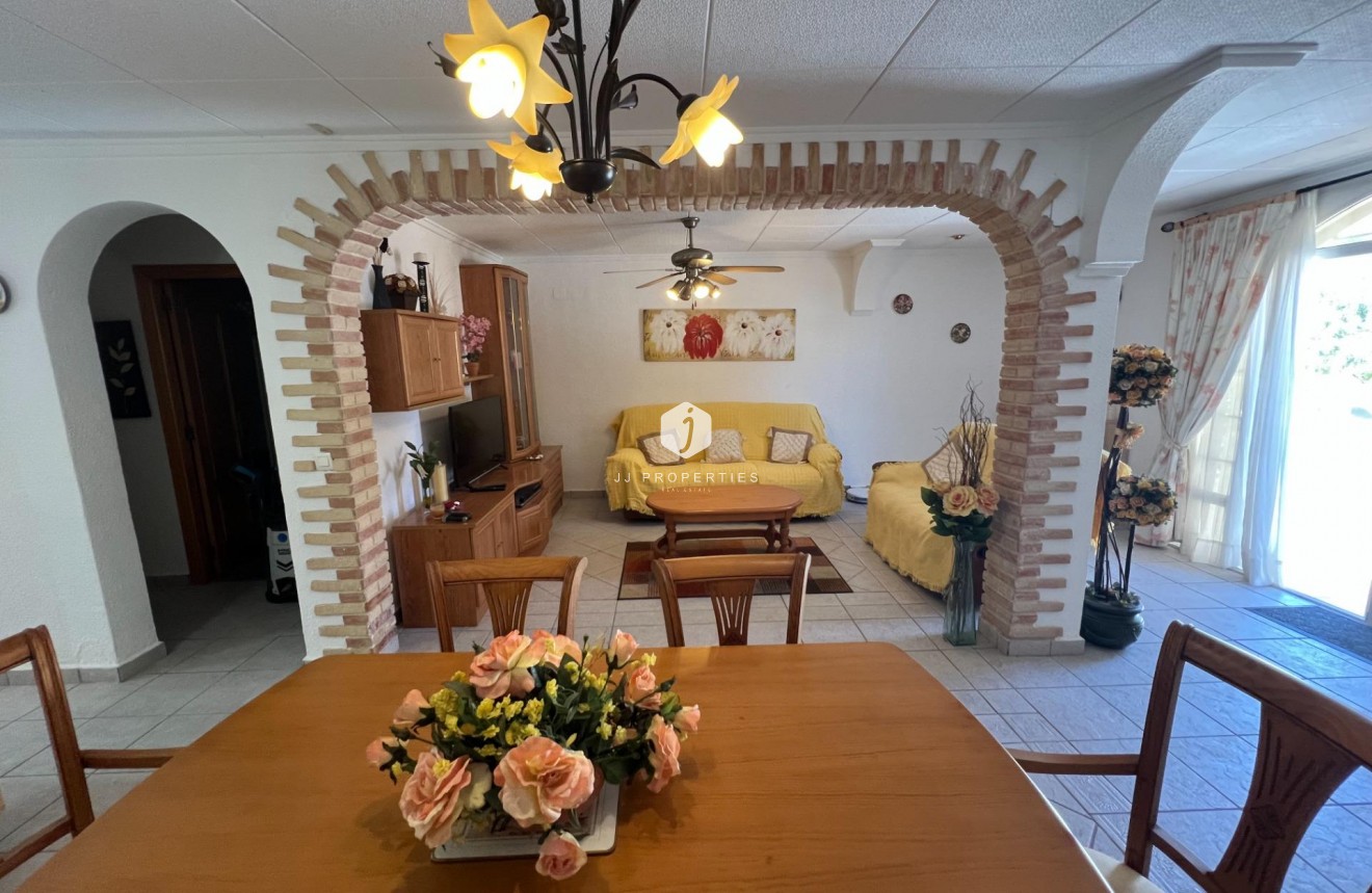 Aus zweiter Hand - Chalet -
Torrevieja - San luis