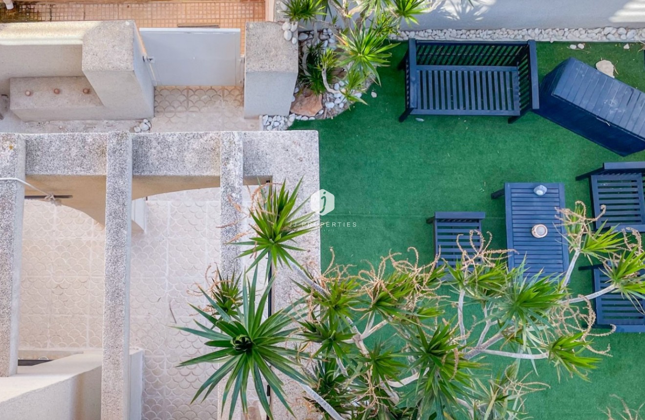 Aus zweiter Hand - Chalet -
Torrevieja - Costa Blanca