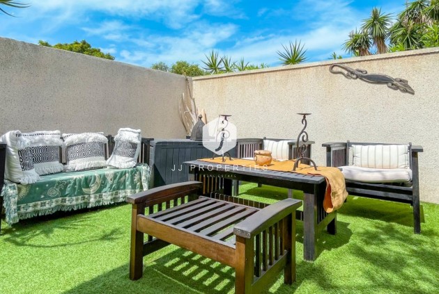 Aus zweiter Hand - Chalet -
Torrevieja - Costa Blanca