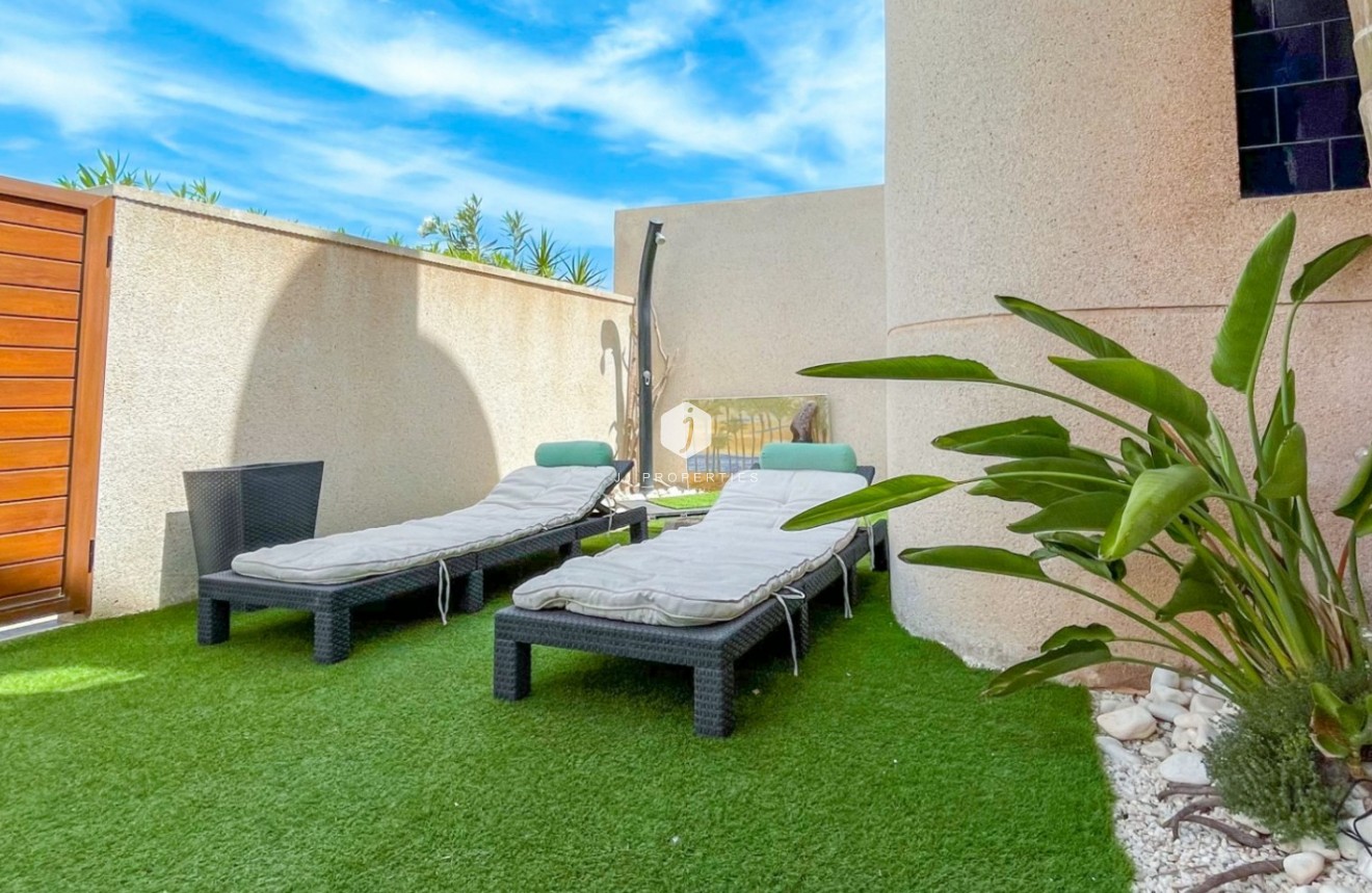 Aus zweiter Hand - Chalet -
Torrevieja - Costa Blanca